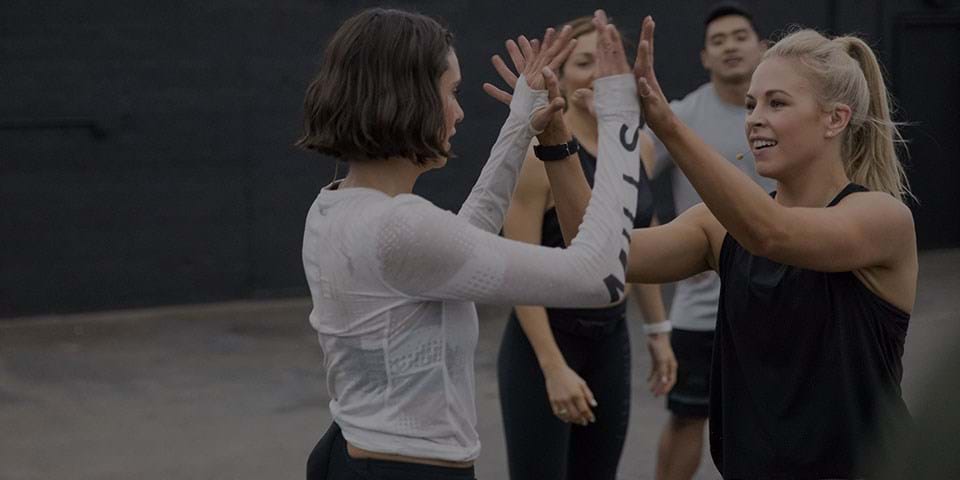 ERIN SHAPES CELEB WORKOUT 