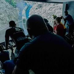 560-ursus-immersive-fitness-dark.jpg