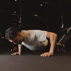Pushups_240x240px_Darkened.jpg