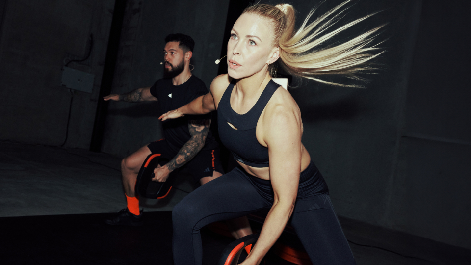LES MILLS FUNCTIONAL STRENGTH uses innovative moves for strength and power