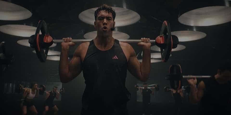 BREATHING AND LIFTING