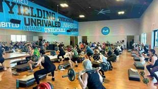 How HVLP operator EōS builds community by challenging members to lift heavy 