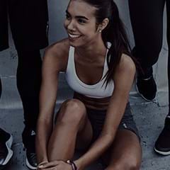 7-woman-in-fitness-class2