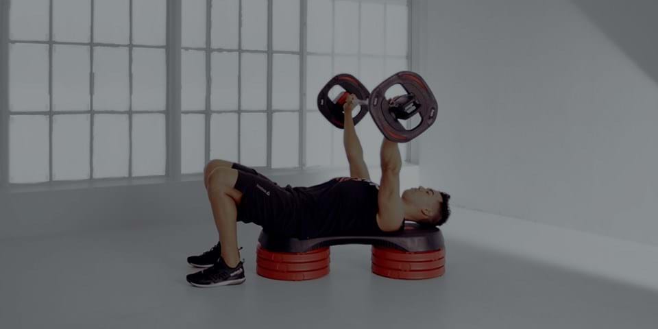 How To Tuck Jump And Burn Calories Fast Les Mills